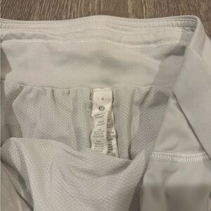 Lululemon find your pace shorts